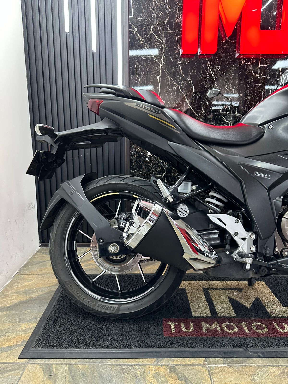 GIXXER 250