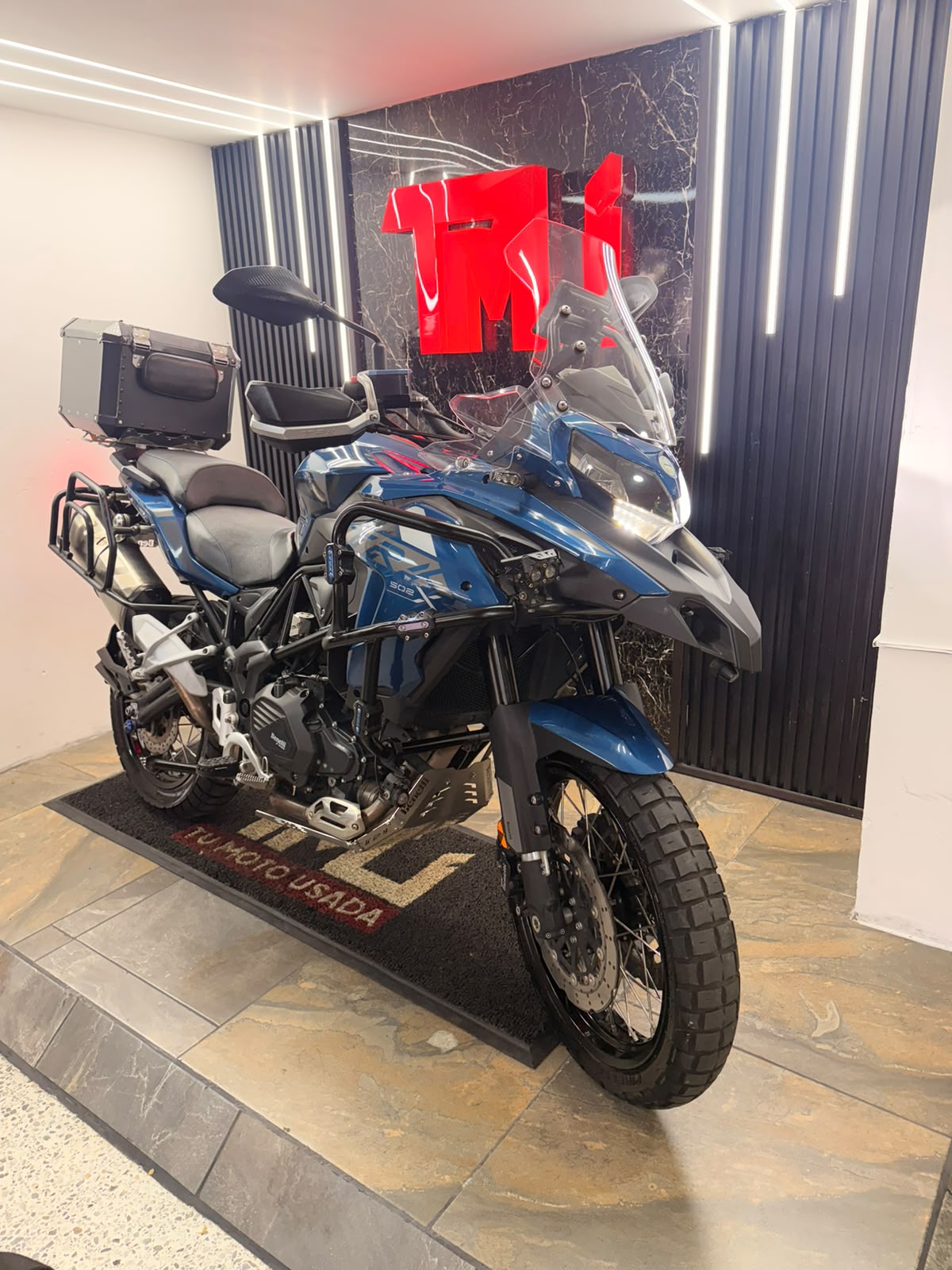 BENELLI TRK 502 X