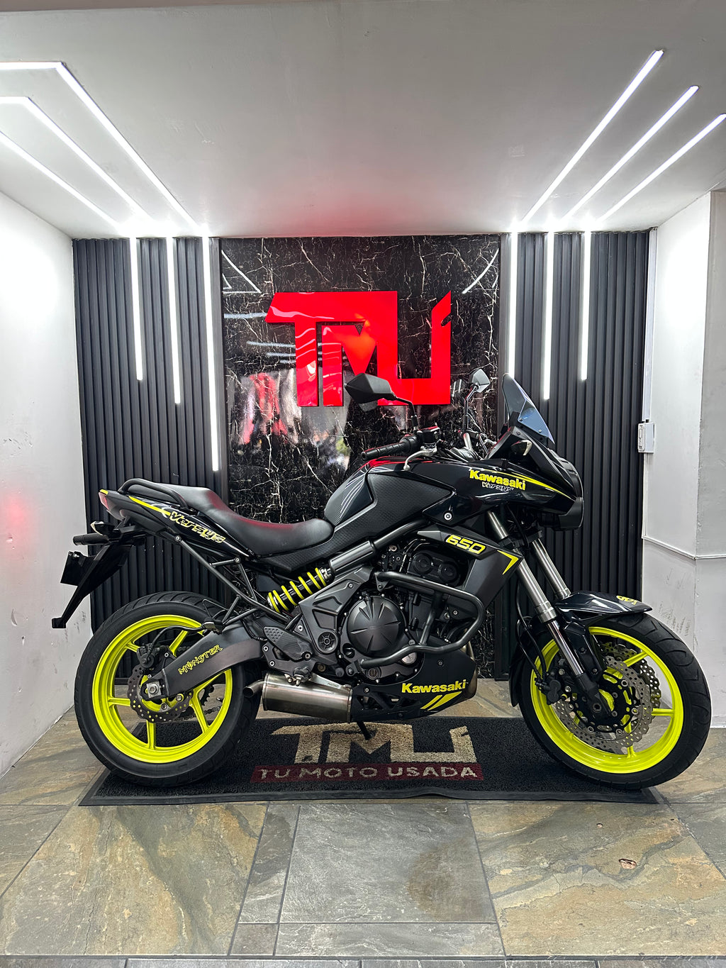 KAWASAKI VERSYS 650