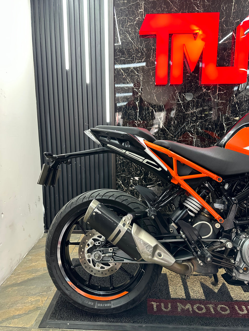 DUKE 250 NG