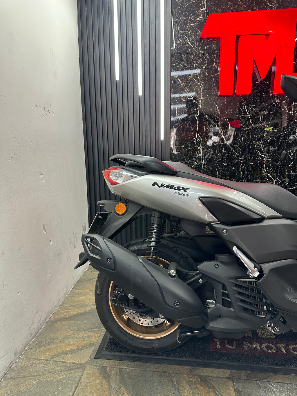 NMAX CONECTED 155