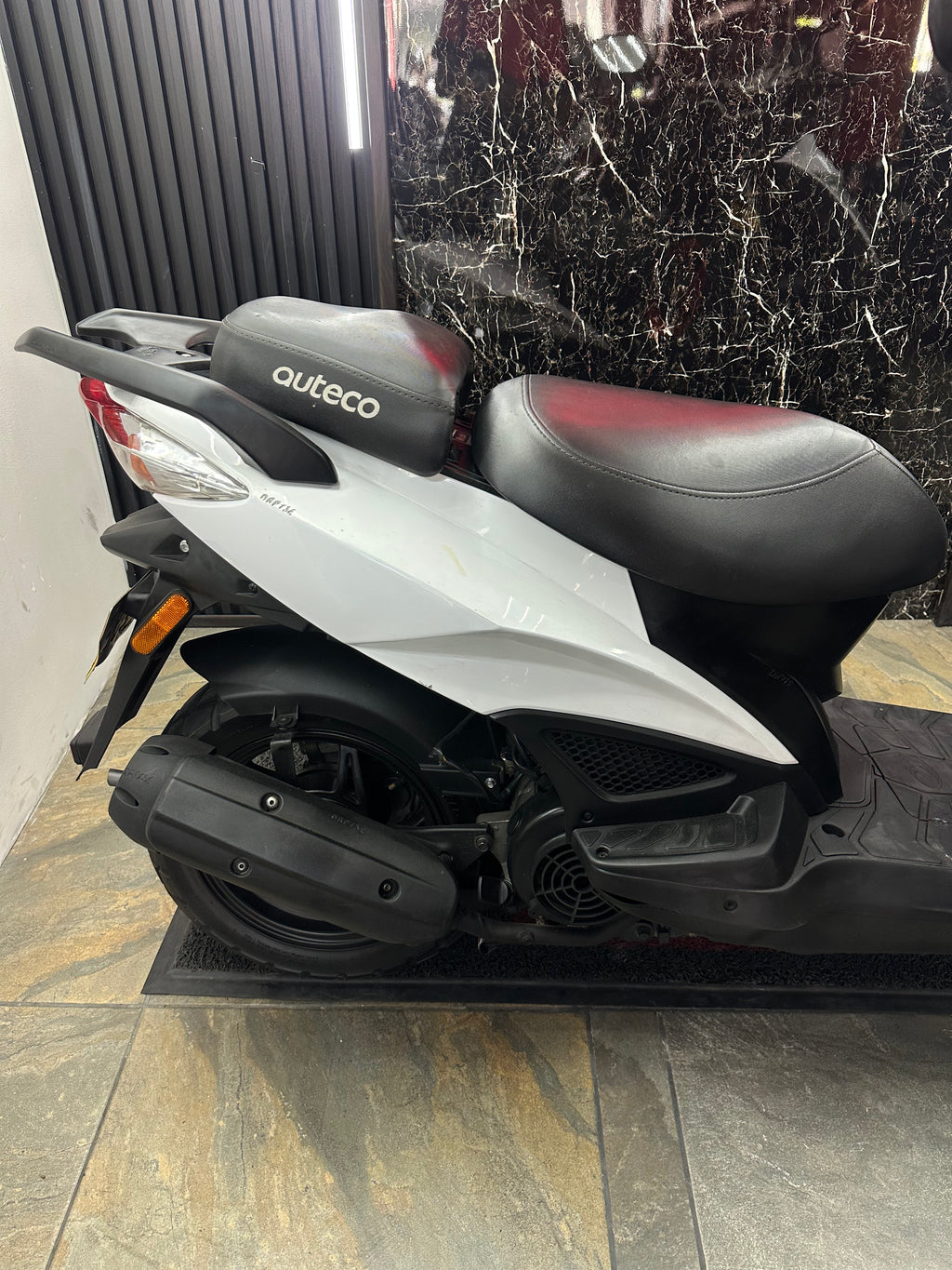 AUTOMATICA AGILITY NAKED 125