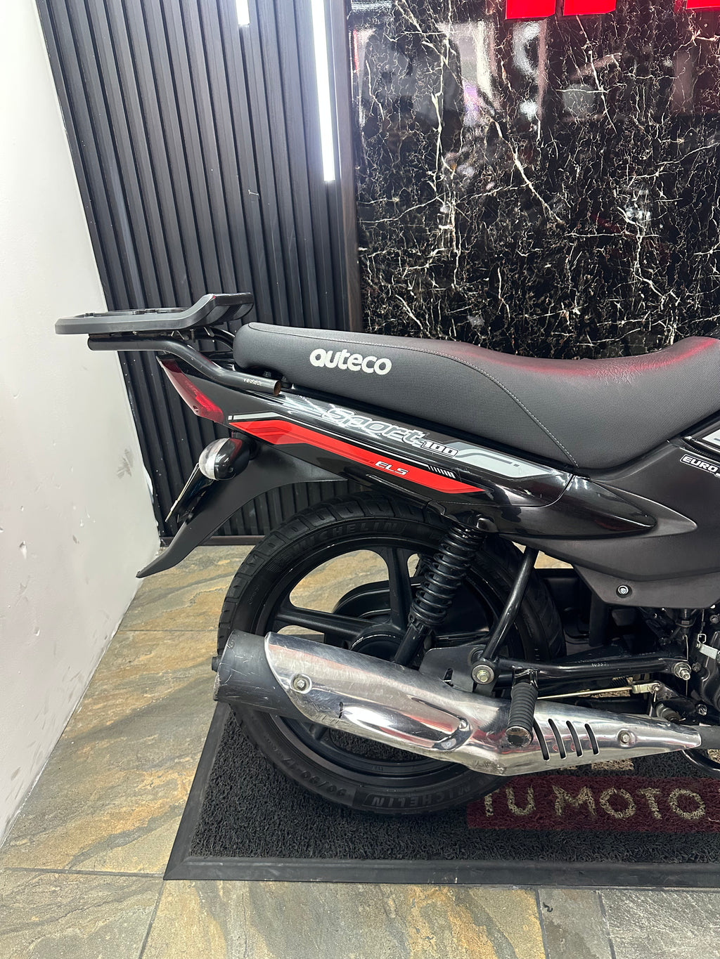 TVS 100