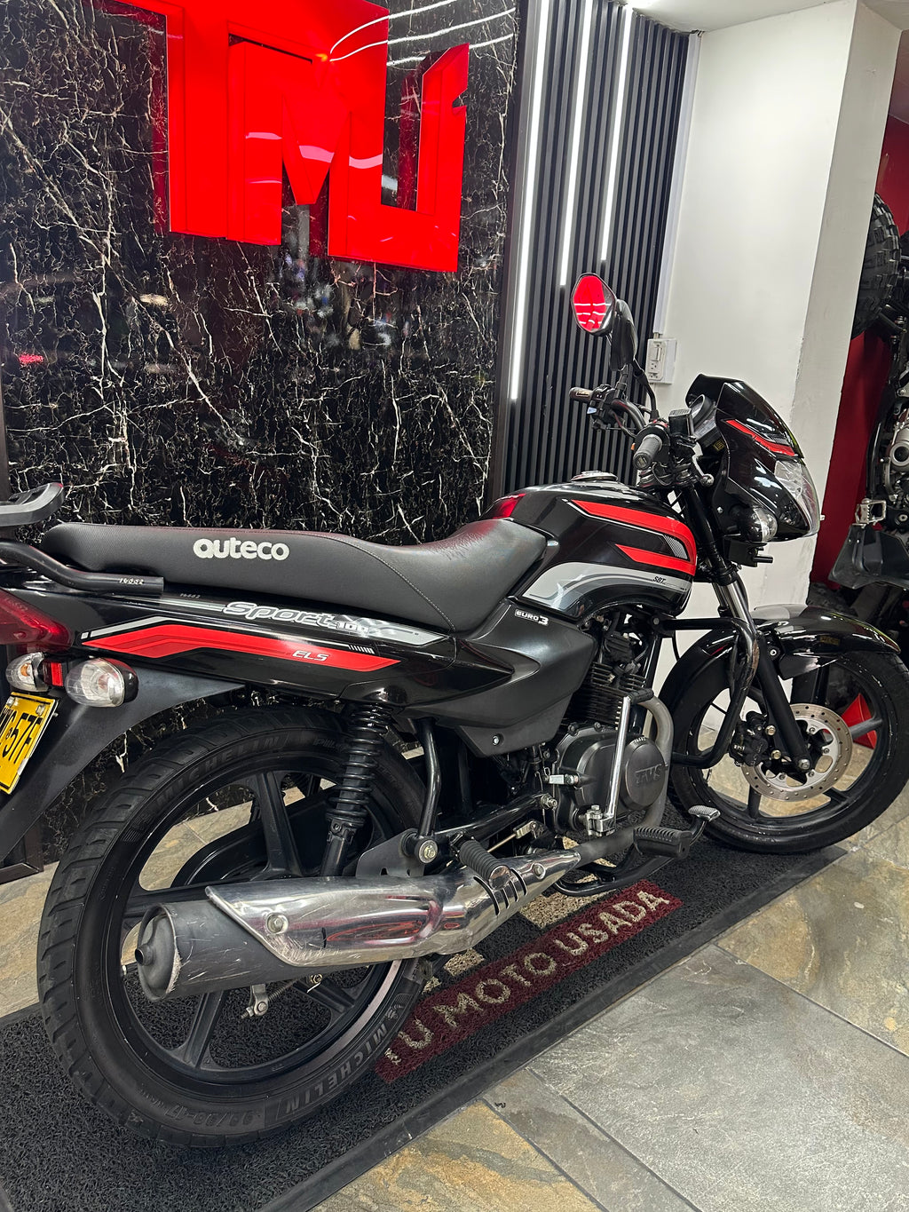 TVS 100