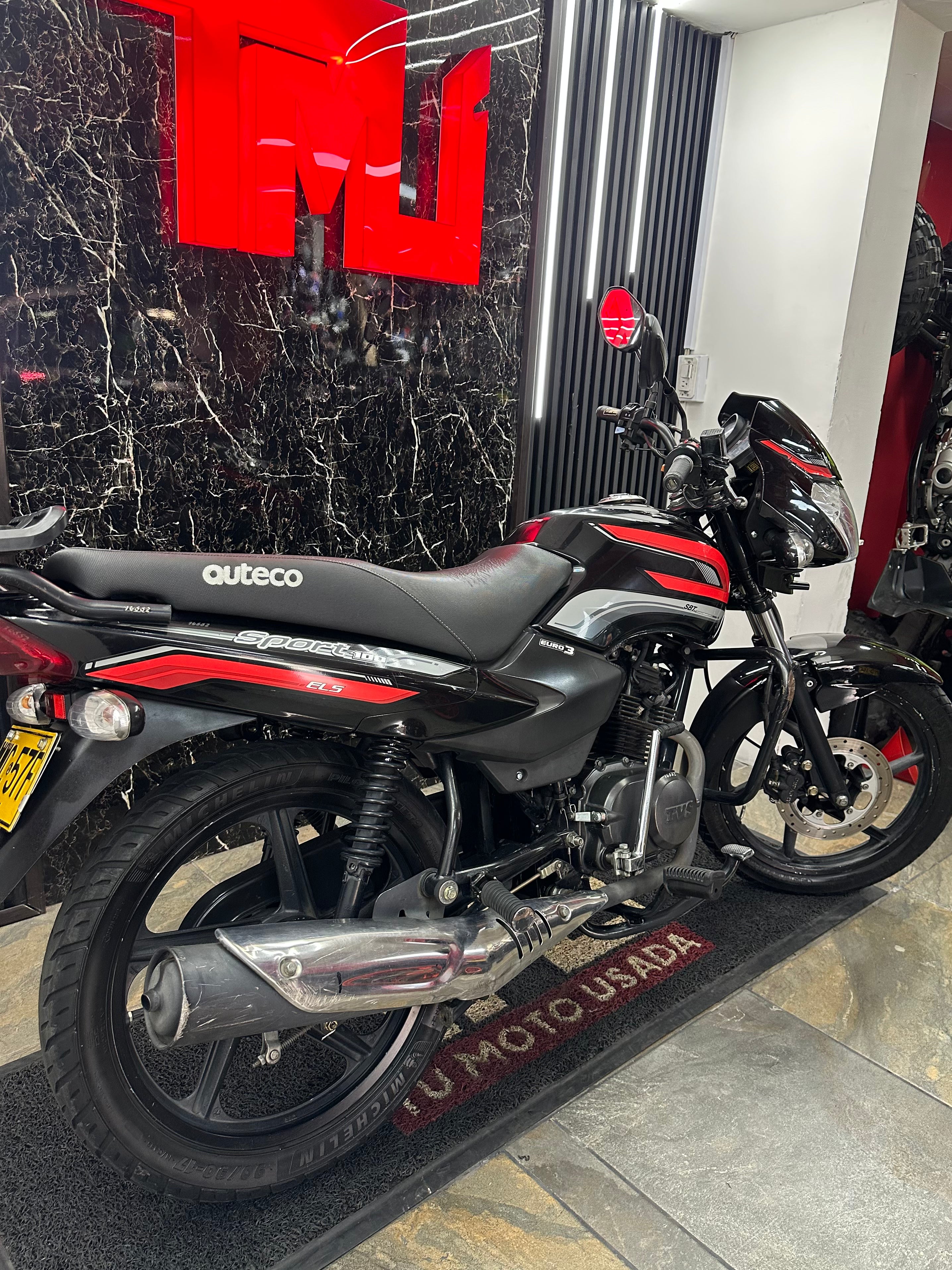 TVS 100