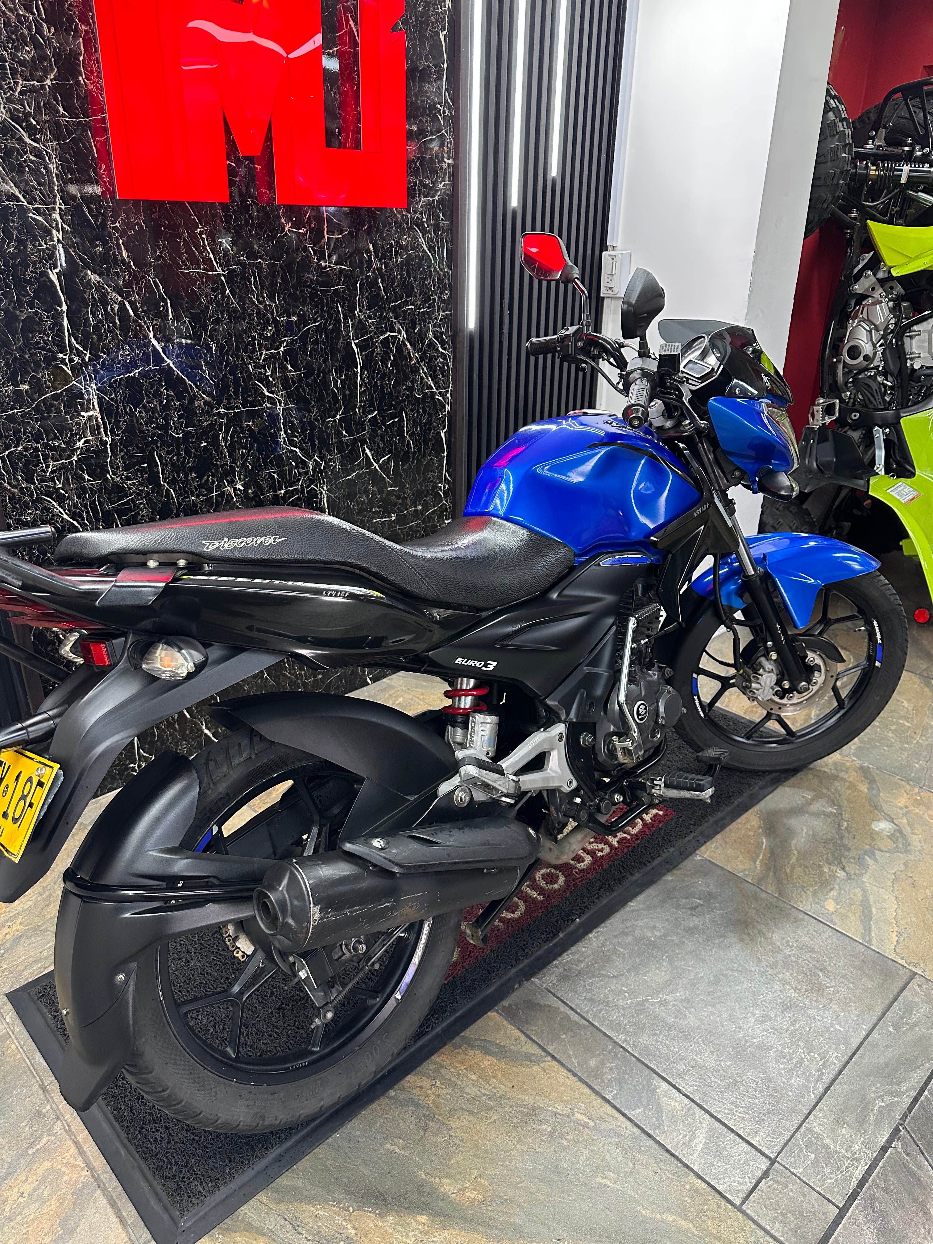 DISCOVER 125 STR