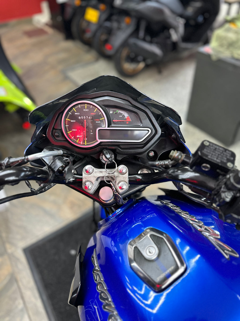 DISCOVER 125 STR