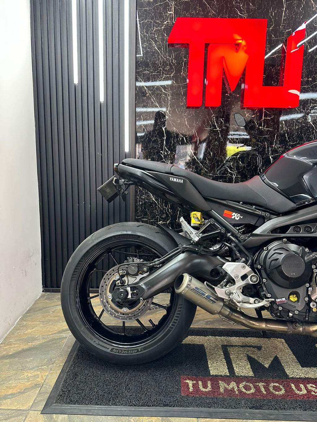 MT 09