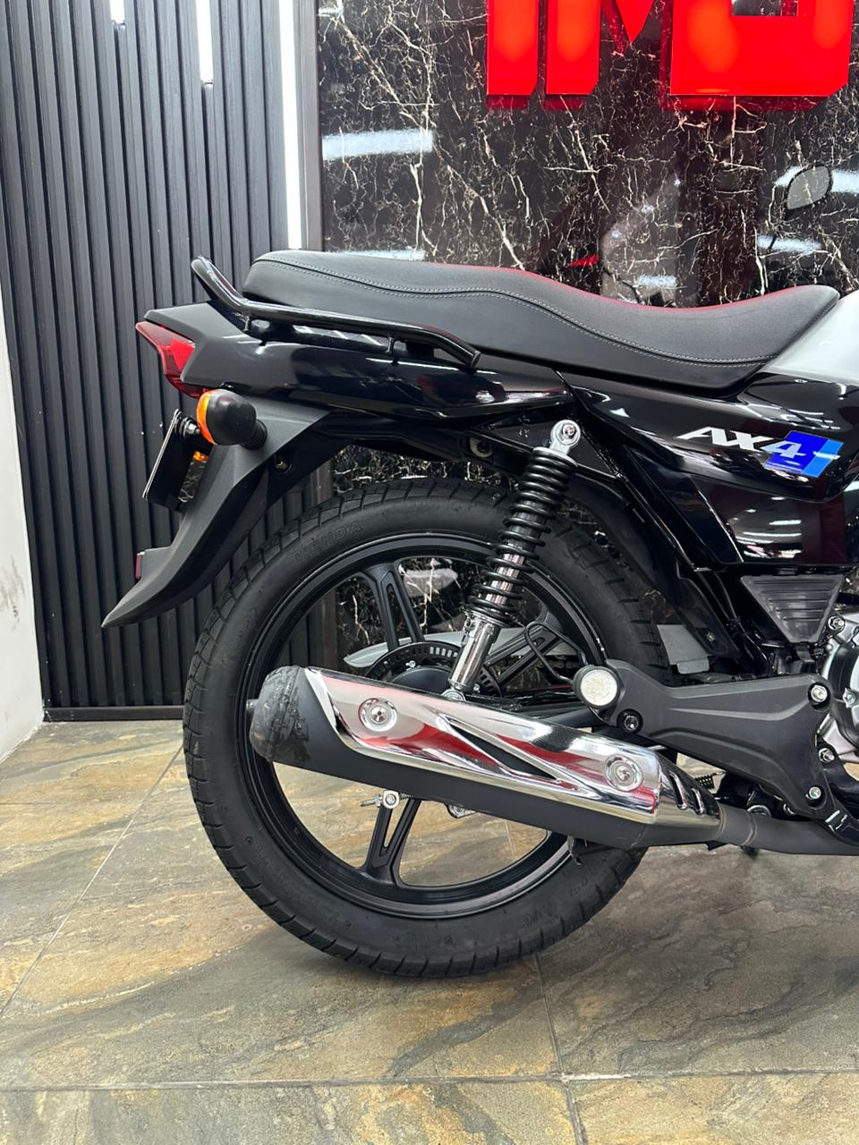 AX4 115 ABS