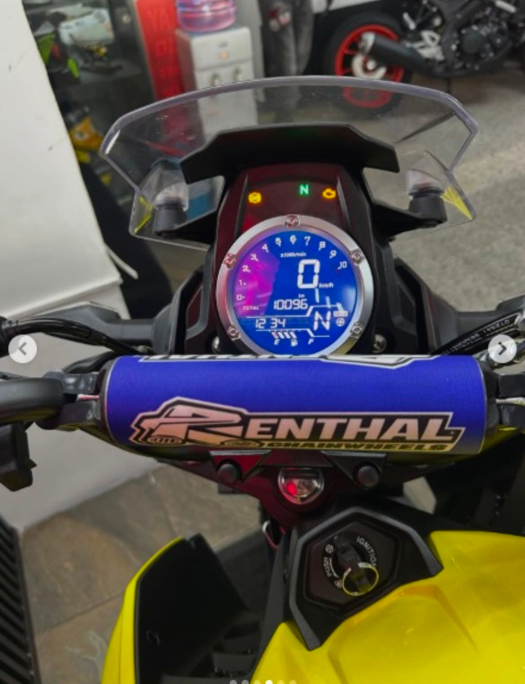 VSTROM 160 ABS