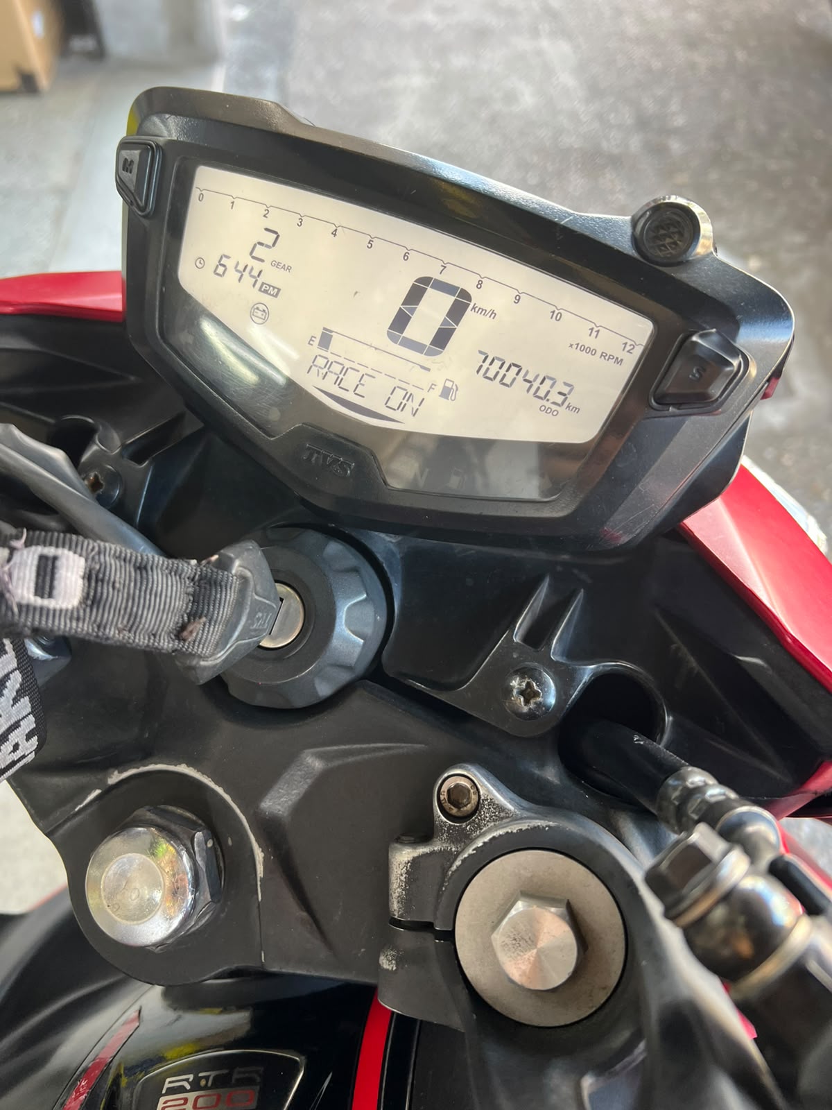 TVS APACHE 200 RTR