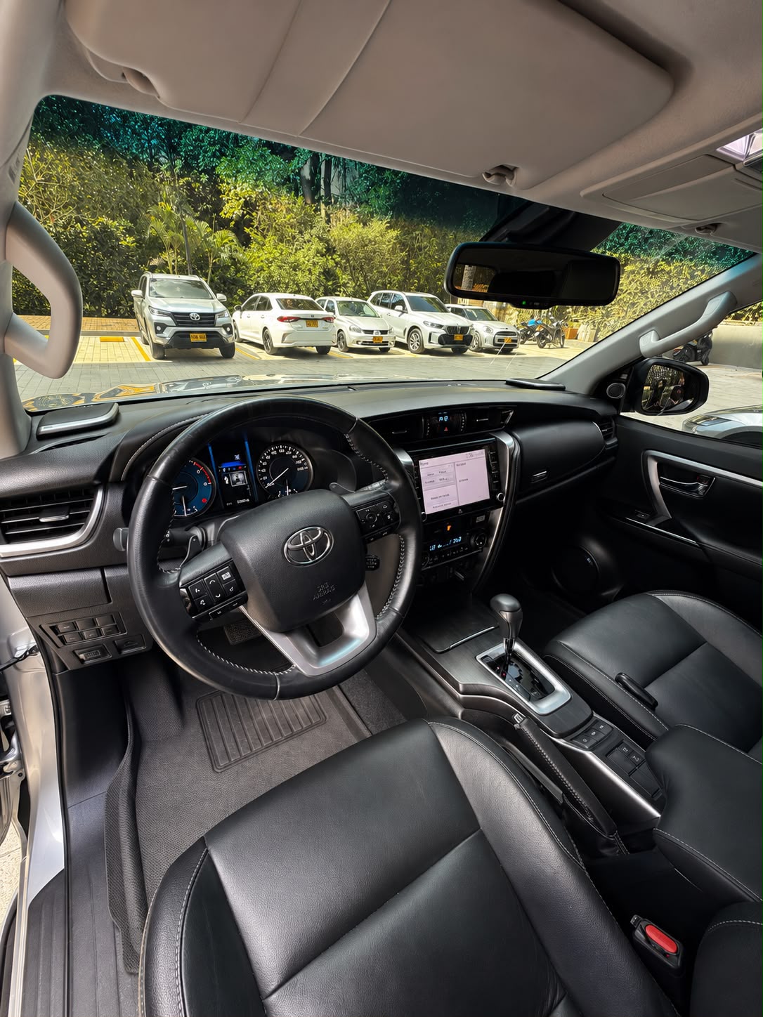 FORTUNER SRV 2.8 / diesel 4X4