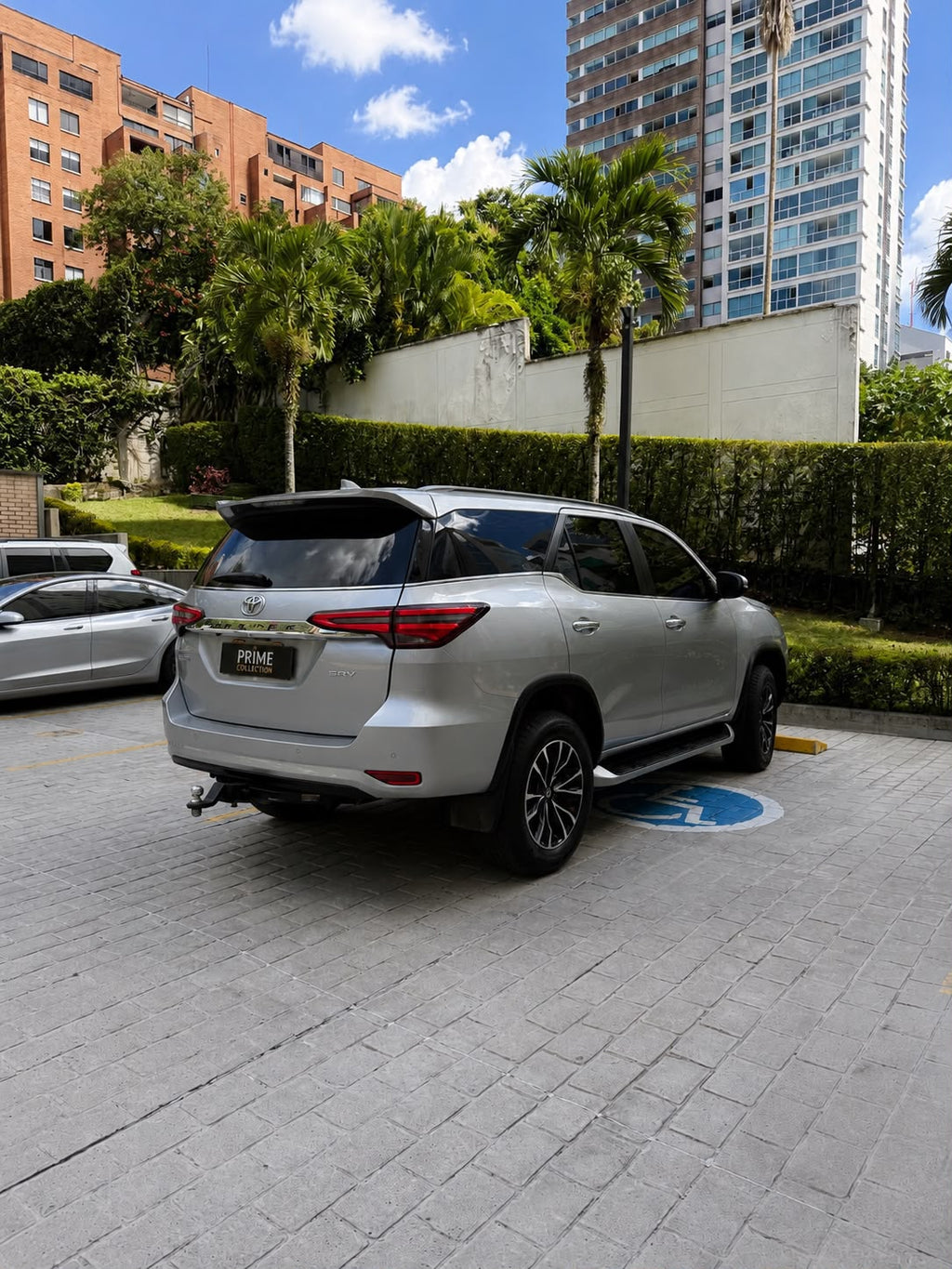 FORTUNER SRV 2.8 / diesel 4X4