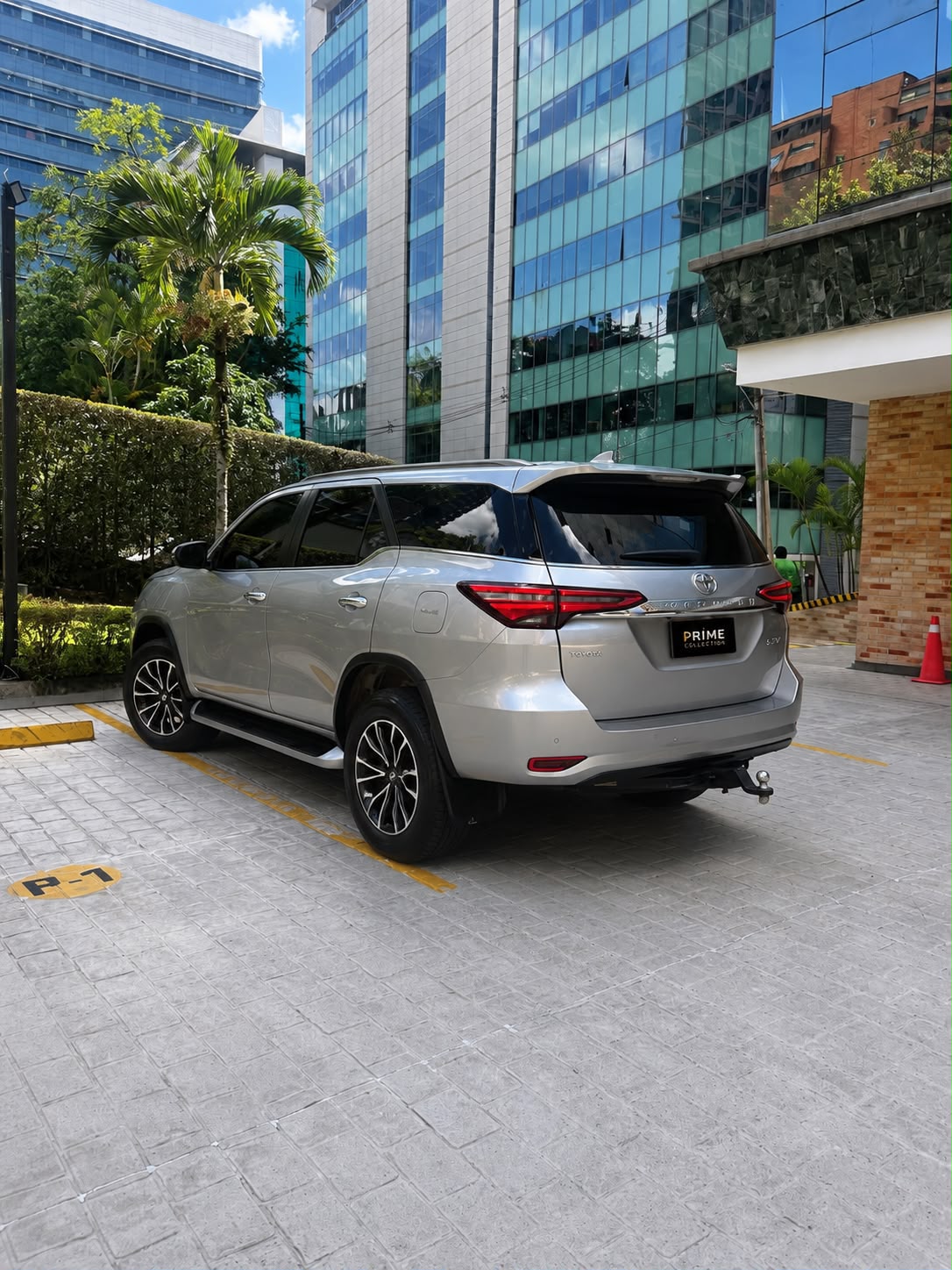 FORTUNER SRV 2.8 / diesel 4X4