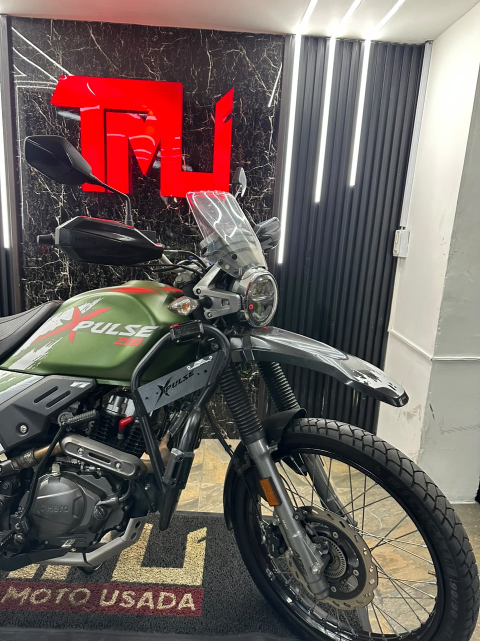 XPULSE 200 FI