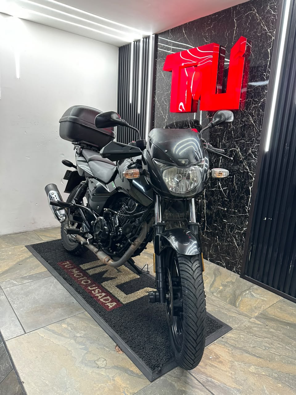 PULSAR 180 FI NEON