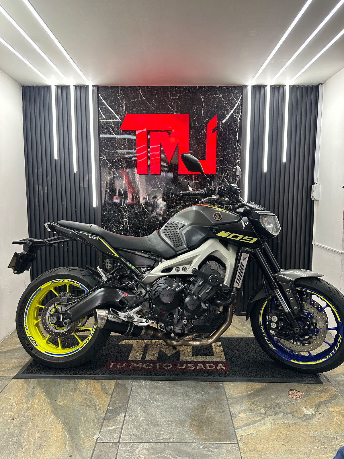 MT 09