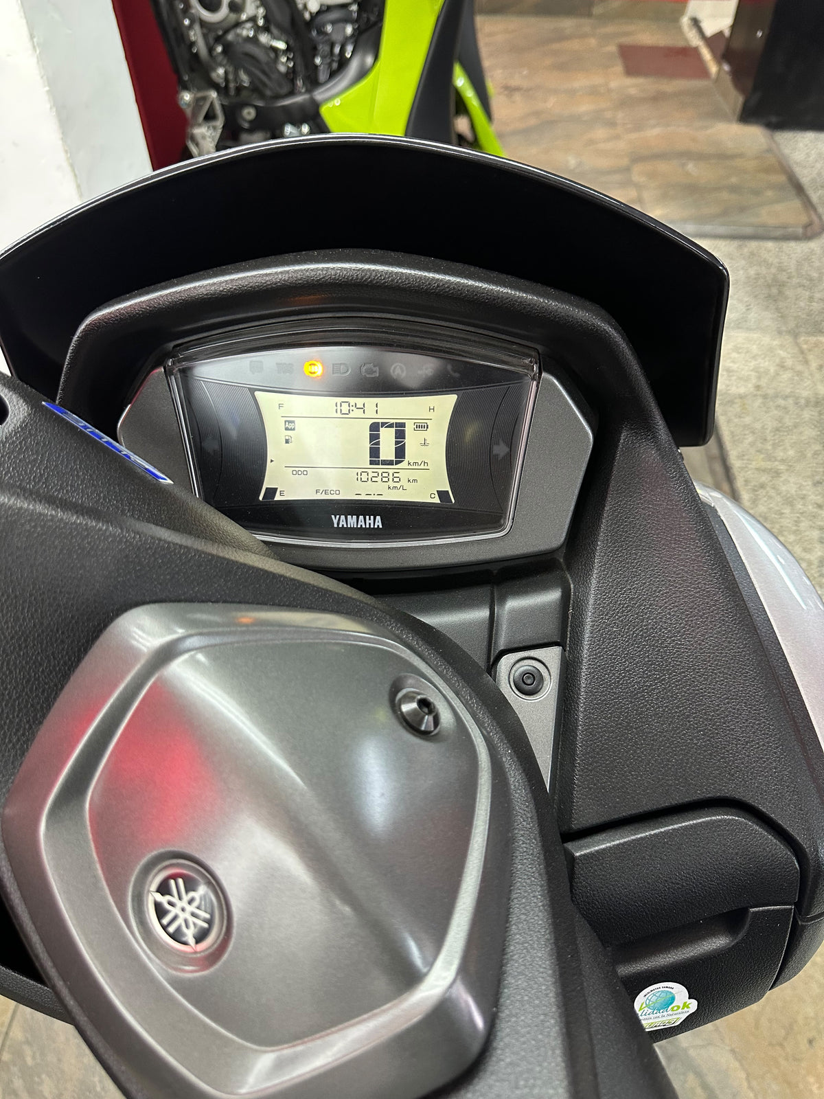 NMAX CONECTED 155
