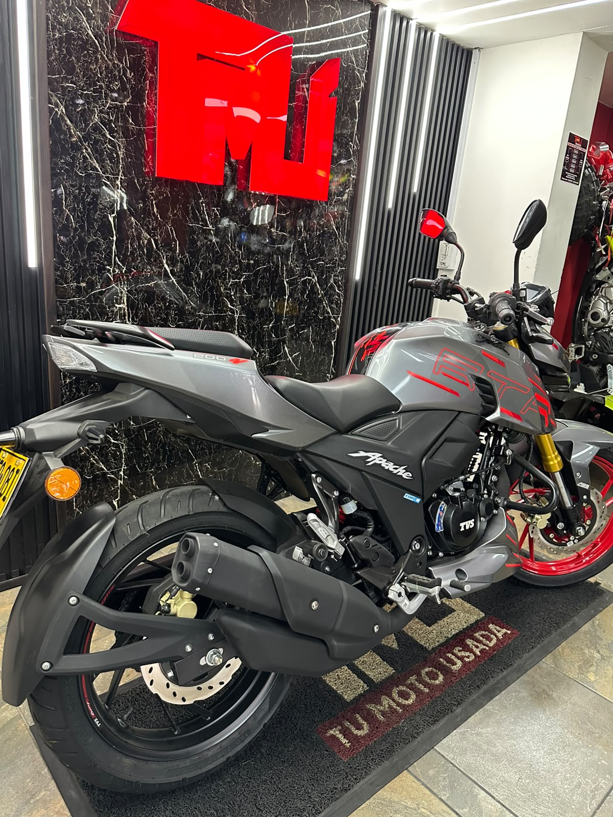TVS APACHE 200 FI ABS - NUEVA