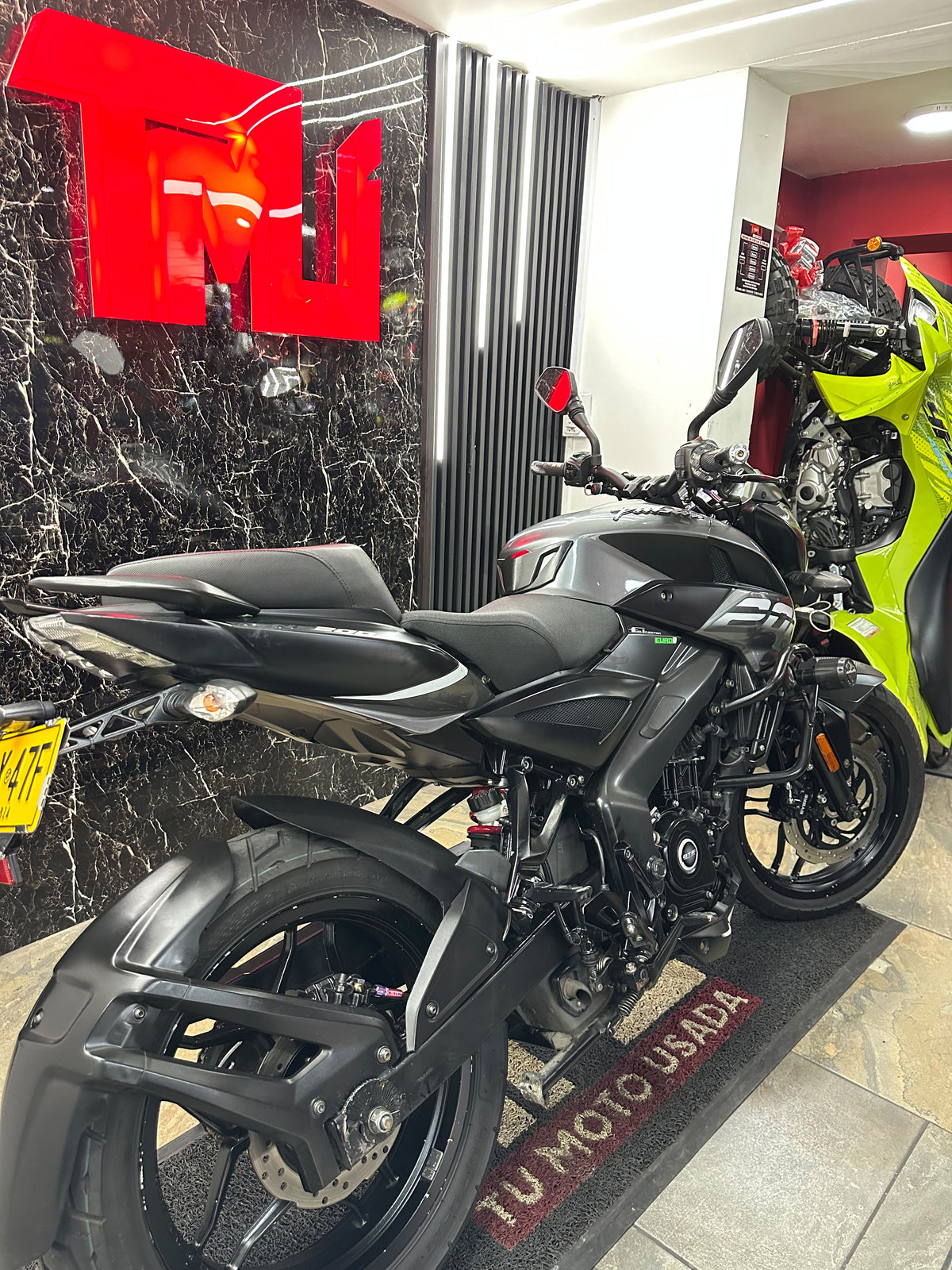 NS 200 FI
