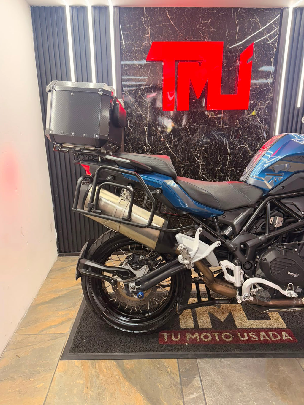 BENELLI TRK 502 X