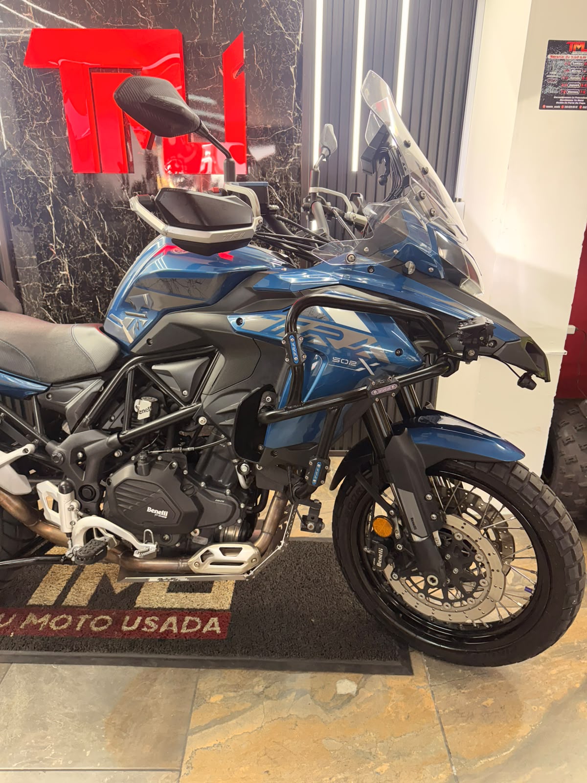 BENELLI TRK 502 X