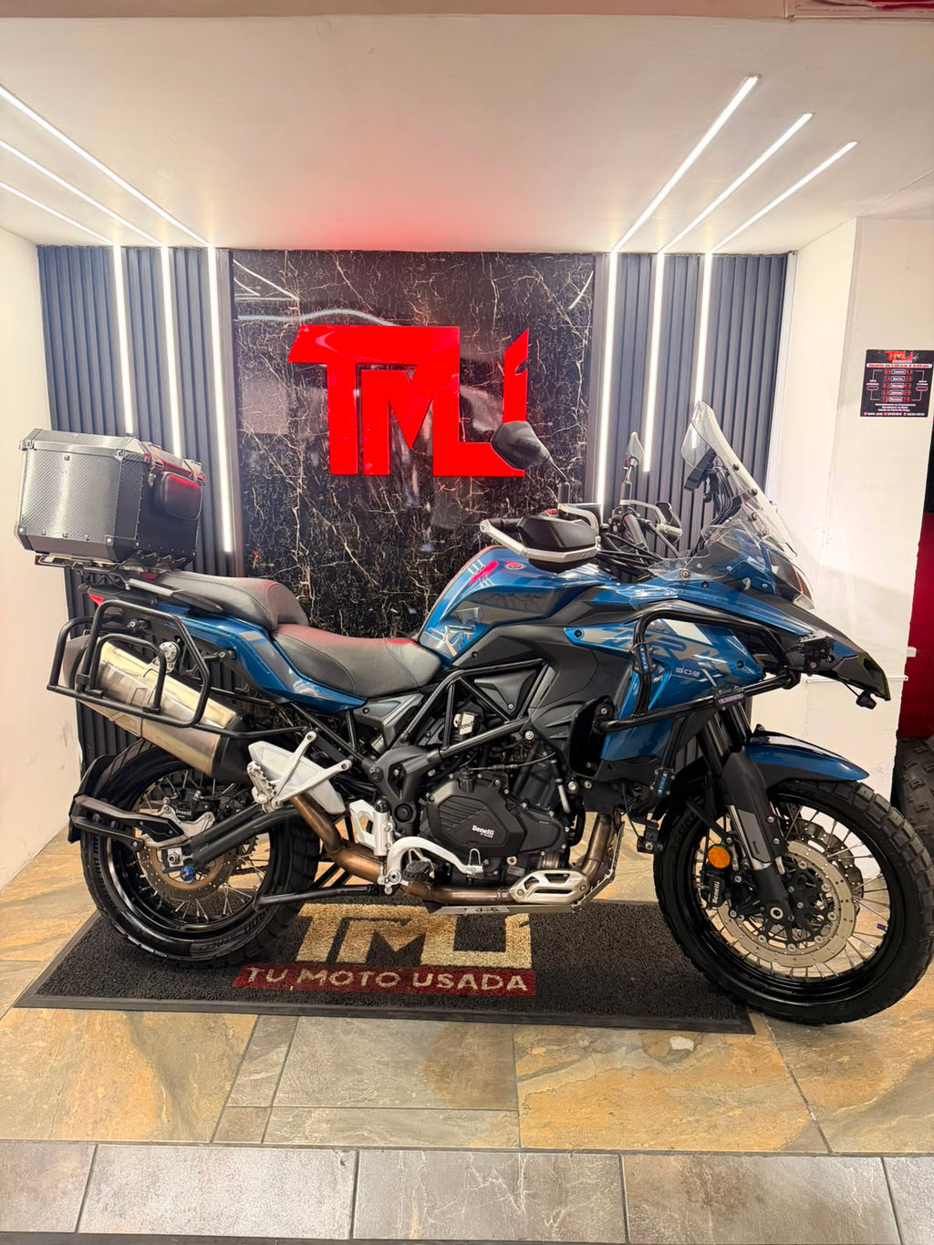 BENELLI TRK 502 X