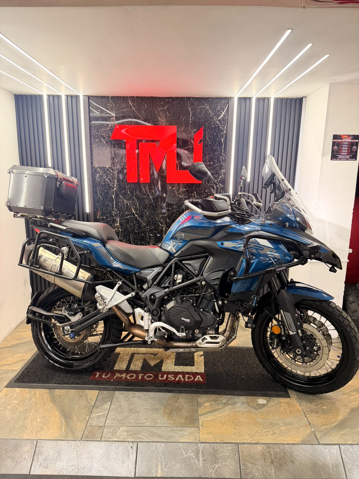 BENELLI TRK 502 X