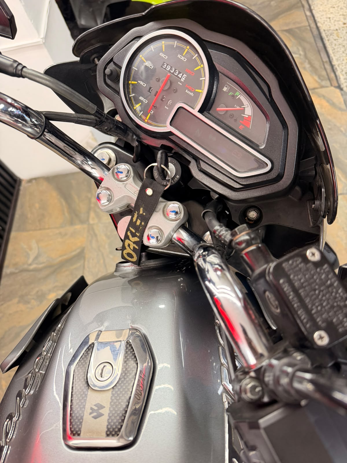 DISCOVER 125 STR