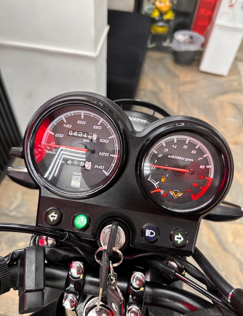 VICTORY BOMBER 125