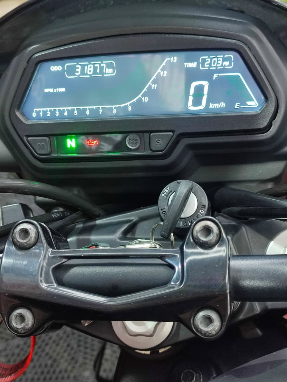 DOMINAR 250